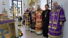 Архипастыри в Петропавловском храме