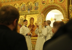 Вечернее богослужение в Богоявлениском храме в день престольного праздника. Награждение