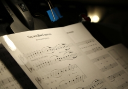 Вечернее богослужение в Богоявлениском храме в день престольного праздника. Награждение