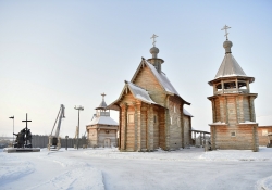 Престольный праздник в Обдорском остроге. Божественная литургия, крестный ход