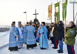 Престольный праздник в Обдорском остроге. Божественная литургия, крестный ход