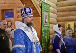 Престольный праздник в Обдорском остроге. Божественная литургия, крестный ход