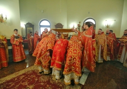 10-летие Салехардской епархии, Божественная литургия в храме Архистратига Михаила, г. Ноябрьск