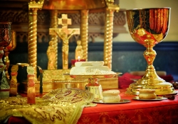 10-летие Салехардской епархии, Божественная литургия в храме Архистратига Михаила, г. Ноябрьск