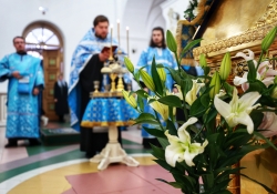 Рождество Пресвятой Богородицы, всенощное бдение в Петропавловском храме