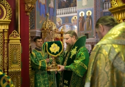 Братский визит в Ханты-Мансийскую митрополию. Всенощное бдение. Божественная литургия