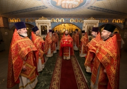 Божественная литургия в Преображенском соборе в Сургуте