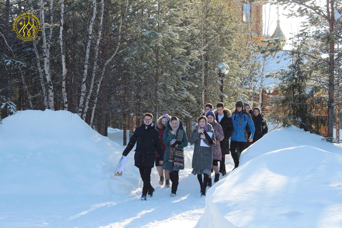 Цднв ноябрьск каток. Ноябрьск. Центр духовного воспитания ноябрьск. Храм сергия радонежского ноябрьск. Центр духовного воспитания ноябрьск.