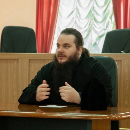 Встреча священнослужителя с сотрудниками МЧС