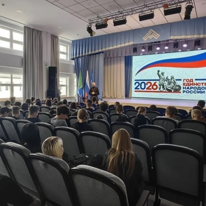 Священник села Мужи встретился со старшеклассниками
