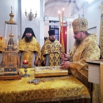 Архиерейское богослужение в Воскресный день