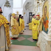Литургия в день рождения Патриарха Кирилла