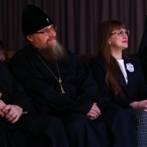 Поздравление воспитанников Православных классов архиепископу Николаю