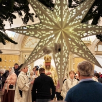 Вечернее Рождественское богослужение в Кафедральном соборе