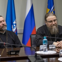Рабочая встреча архиепископа Николая с главой Пуровского района К. М. Трапезниковым