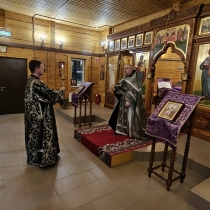 Литургия в посёлке Новозаполярный