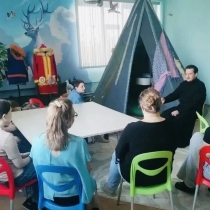 Священнослужитель диакон Виталий Хоменко посетил детский дом «Семья» в Ноябрьске