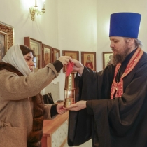 Благодатный огонь доставлен в Лабытнанги