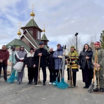 Уборка территории на Архиерейском подворье