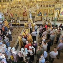Архиерейское служение в Богоявленском храме