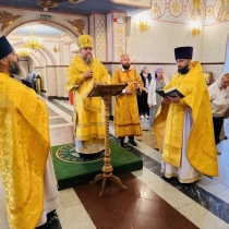 Служение архиепископа в день Крещения Руси