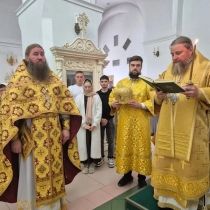 Архиепископ Николай возглавил литургию в день памяти св. Пантелеимона