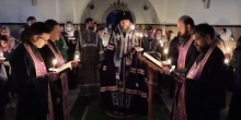Архиепископ Николай возглавил вечернюю службу в Богоявленском соборе