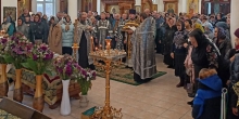 Великая пятница в новоуренгойском храме преподобного Серафима Саровского 