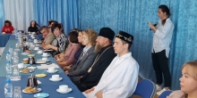 В г.Ноябрьск Архиепископ Николай посетил встречу губернатора ЯНАО с семьями участников СВО