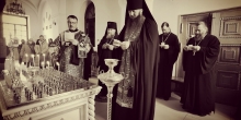 Архиепископ Николай молился во время богослужения в понедельник 1-й седмицы Великого поста