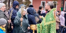 Православные христиане Ноябрьска отметили Вербное воскресенье