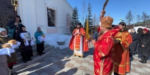 Литургия в день памяти Георгия Победоносца в Салехардском храме