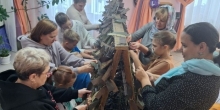 Прихожане Коротчаева помогают военнослужащим