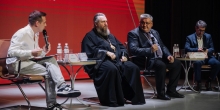 Преосвященнейший Феодосий, епископ Ноябрьский участвует в Ямальском патриотическом форуме