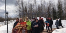 Крестный ход на Антипасху в пгт. Уренгой