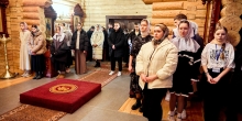 Православная молодёжь Ямала участвовала в архиерейском богослужении