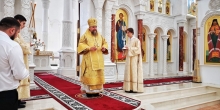 Архиерейское богослужение в день памяти свт. Феофана Затворника в Преображенском соборе