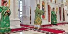 Епископ Феодосий возглавил всенощное бдение в соборе