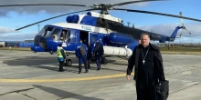 Священник совершил поездки на месторождения